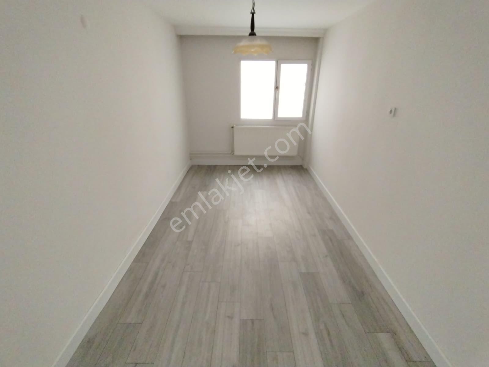 Karşıyaka Bahriye Üçok'ta Bakımlı Arakat 3+1 Kiralık Daire - Görsel 23
