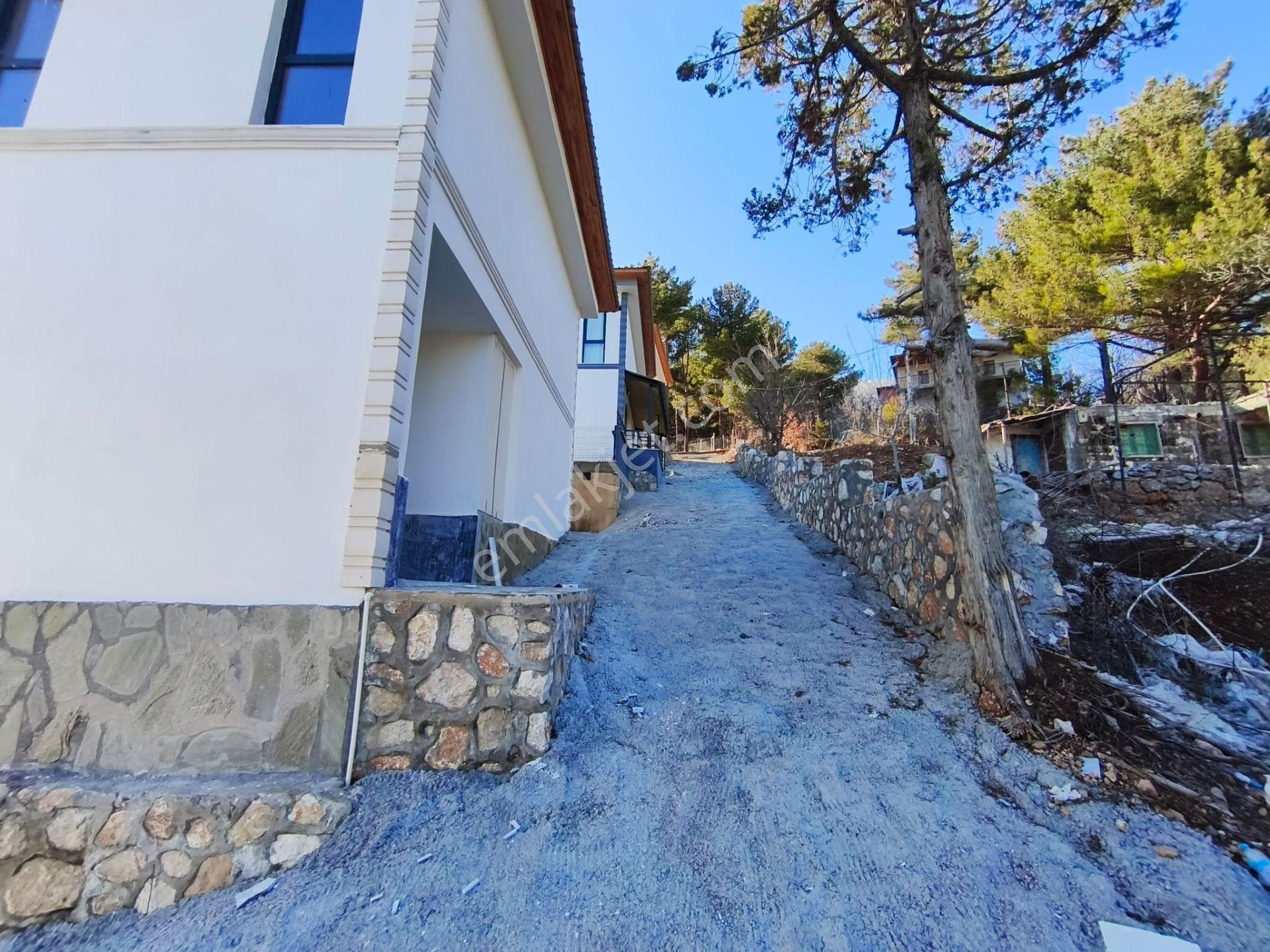 Kar Emlaktan Akçatekir Şıhlıda 5+1 Satılık Ultra Lüx Villa - Görsel 19