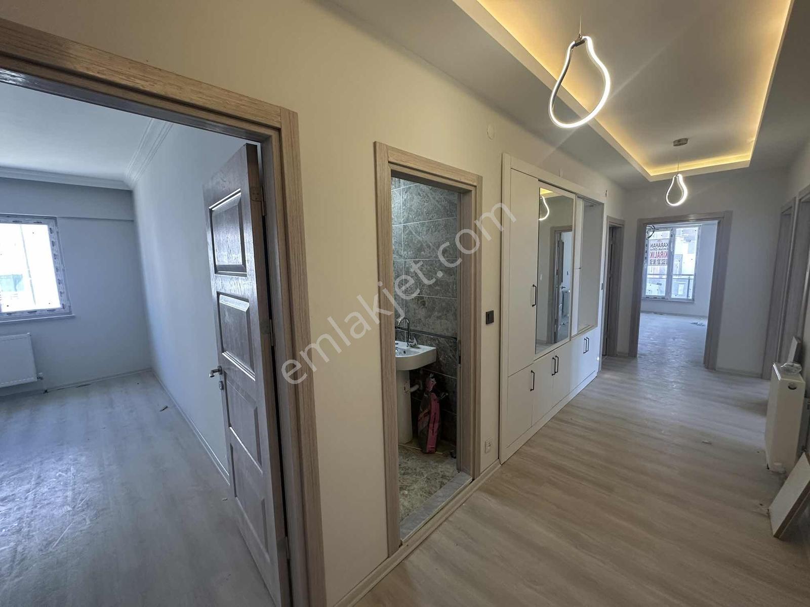 Karahan Eml'tan Fatıh Mah'de 4+1 Ultra Lüks Yapılı Sıfır Kıralık - Görsel 33