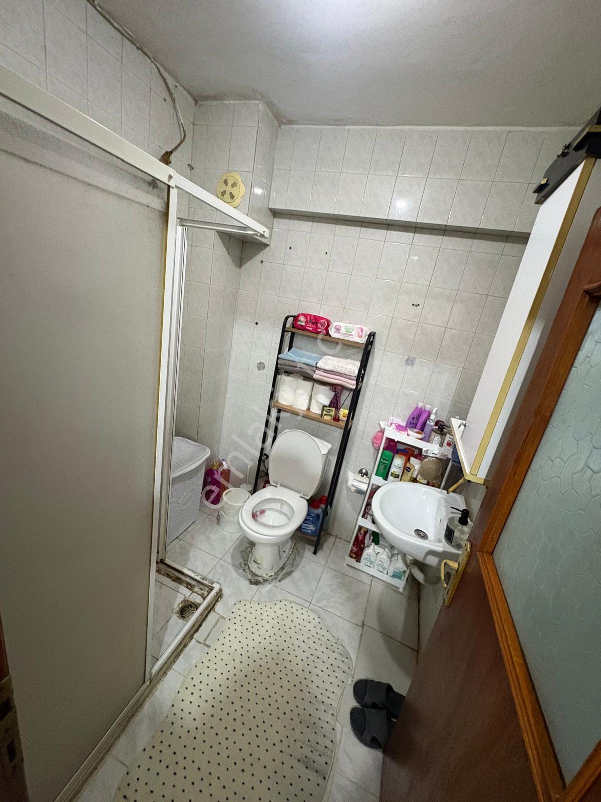 Esenler Ninehatun Mahallesinde /2+1/90m2/3. Kat/ Satılık Daire - Görsel 11