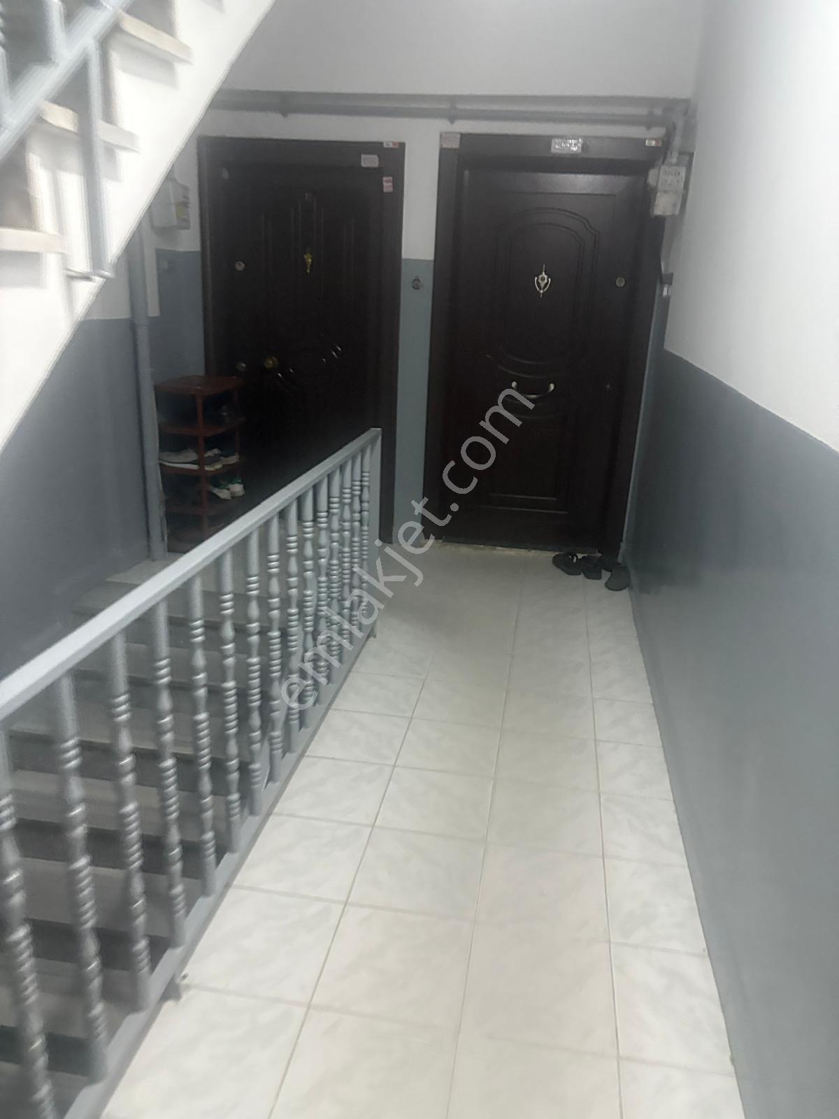 Esenler Ninehatun Mahallesinde /2+1/90m2/3. Kat/ Satılık Daire - Görsel 17