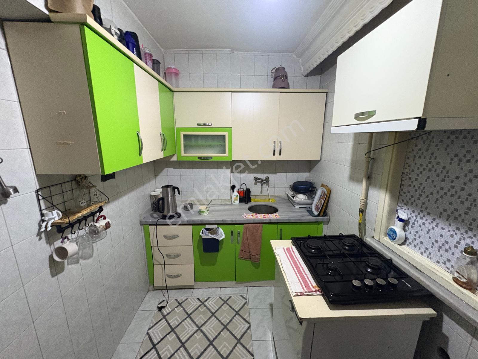 Esenler Ninehatun Mahallesinde /2+1/90m2/3. Kat/ Satılık Daire - Görsel 8