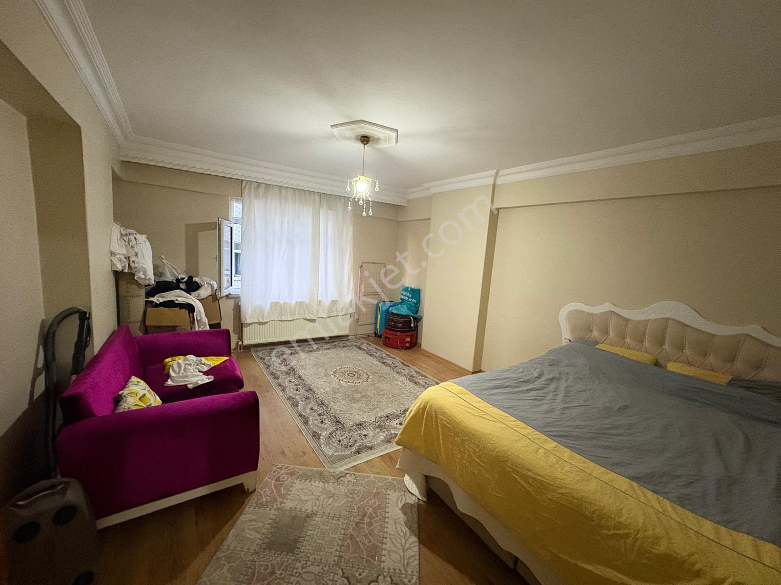Esenler Ninehatun Mahallesinde /2+1/90m2/3. Kat/ Satılık Daire - Görsel 7