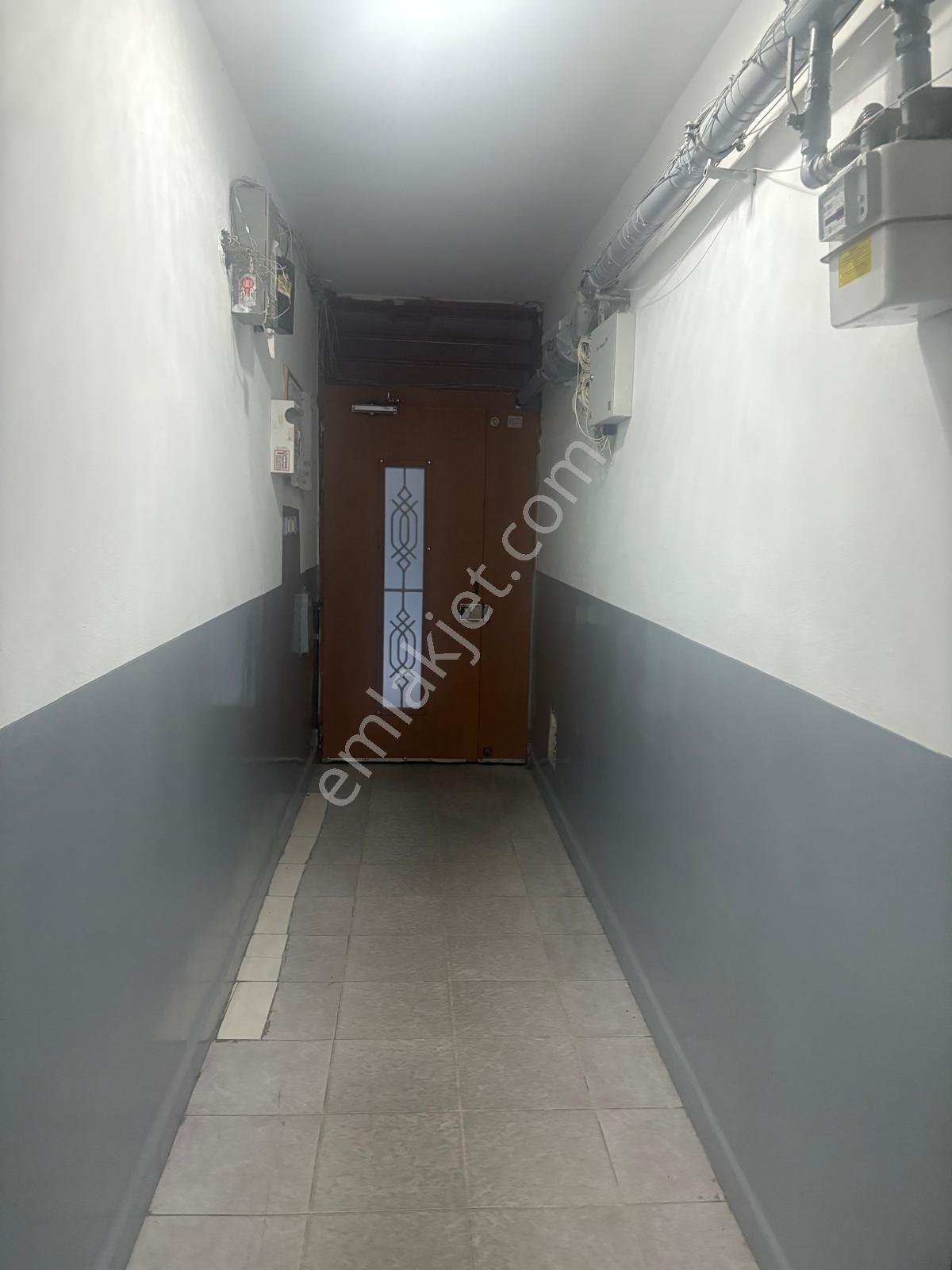 Esenler Ninehatun Mahallesinde /2+1/90m2/3. Kat/ Satılık Daire - Görsel 15