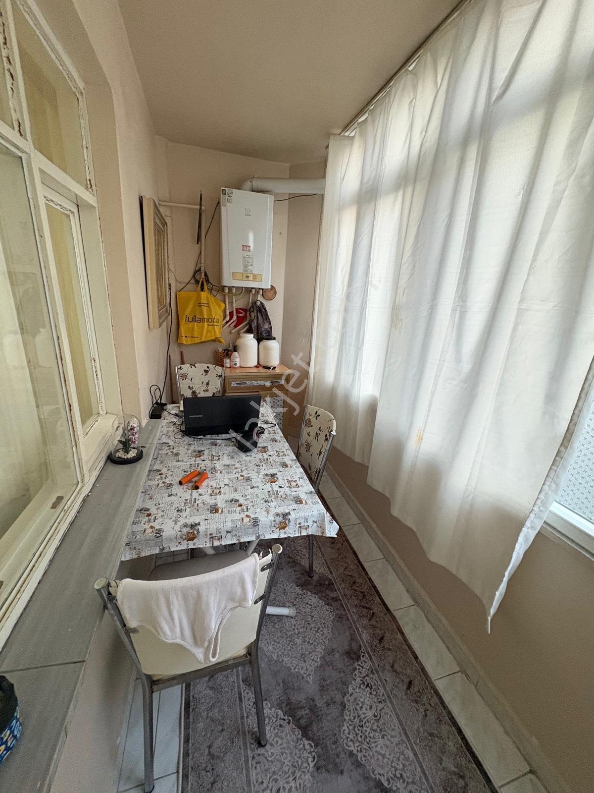 Esenler Ninehatun Mahallesinde /2+1/90m2/3. Kat/ Satılık Daire - Görsel 13