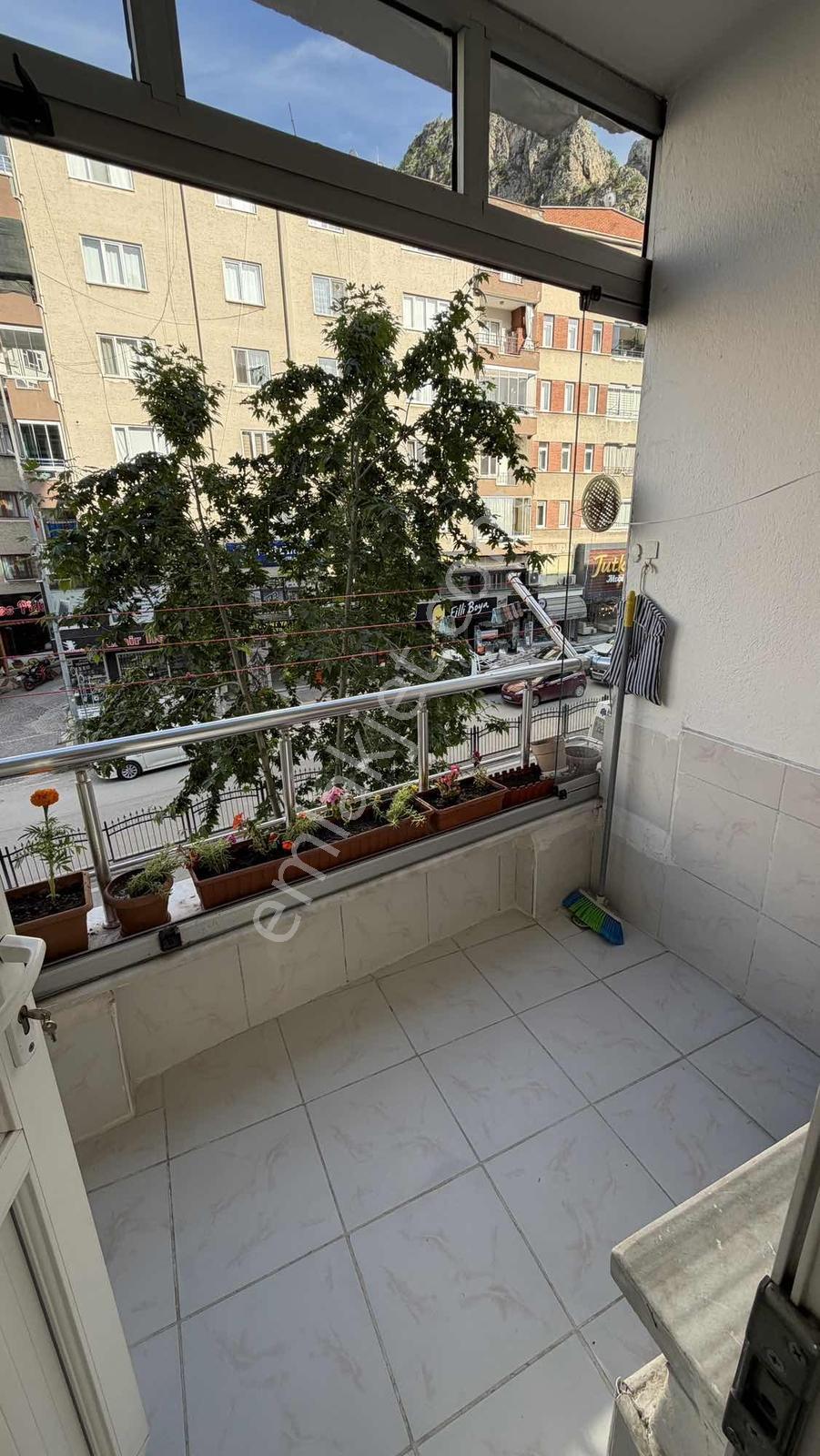 Amasya Merkez De Cadde Üzeri Satılık Ara Kat 2+1 Daire - Görsel 13