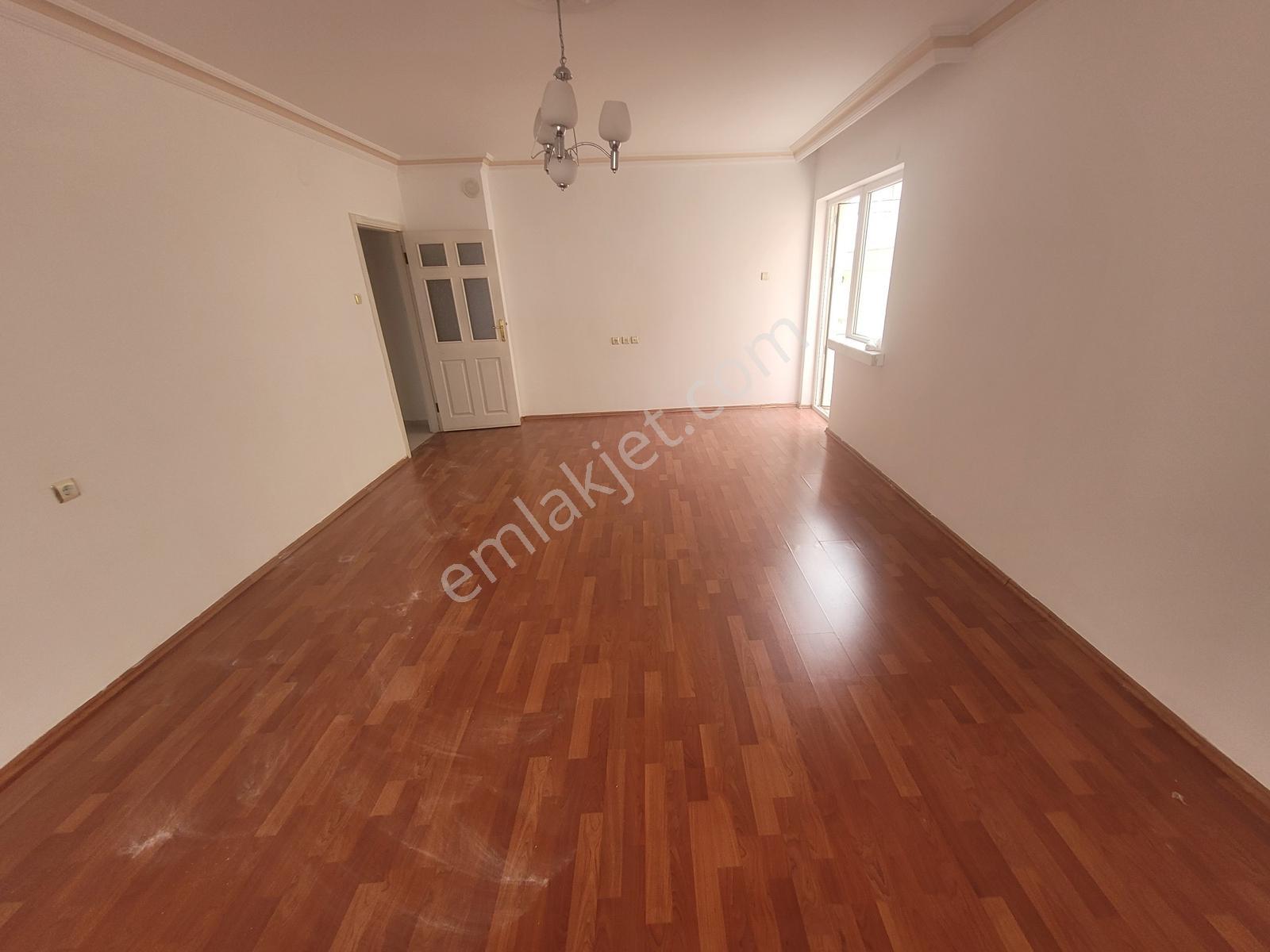 Ahiler'den Esertepe Parkına Yakın 3 Oda 1 Salon Katta Daire !! - Görsel 2