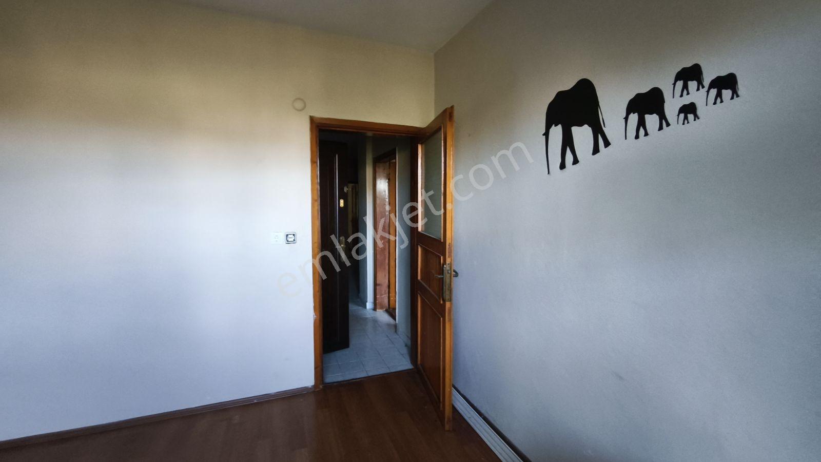 Eles Gayrimenkulden Kirazlıtepe Ayvalık Caddesinde Kiralık 2+1 - Görsel 6