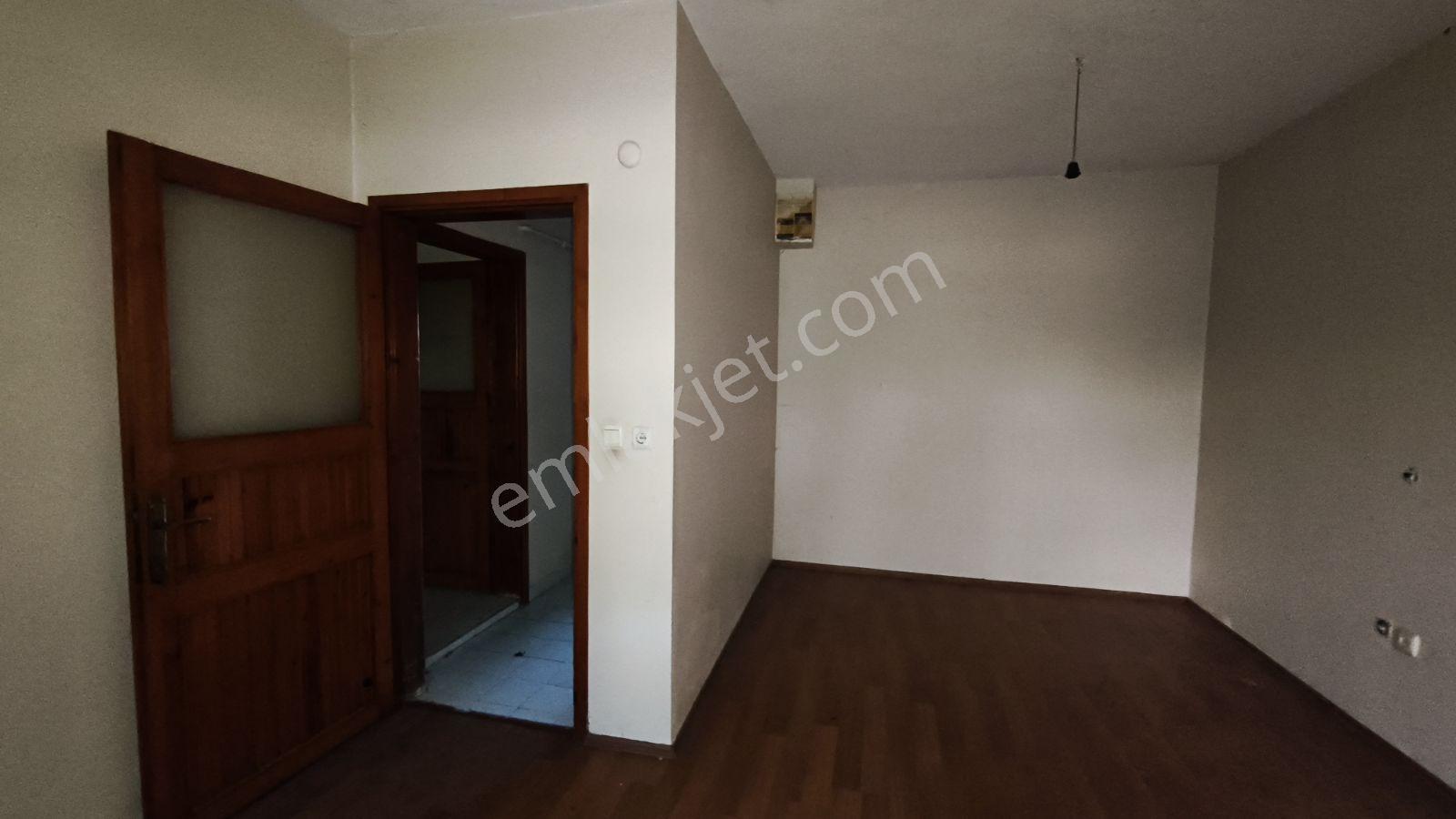 Eles Gayrimenkulden Kirazlıtepe Ayvalık Caddesinde Kiralık 2+1 - Görsel 21