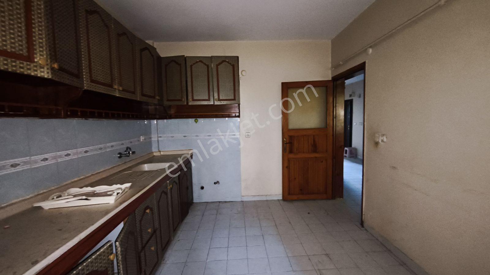 Eles Gayrimenkulden Kirazlıtepe Ayvalık Caddesinde Kiralık 2+1 - Görsel 23
