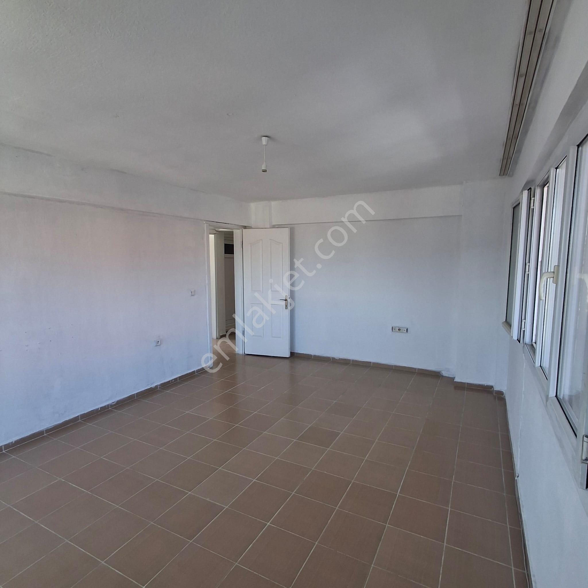 Burak Emlak'tan Bağarasında Kiralık 3+1 Daire 22.500 Tl. - Görsel 21