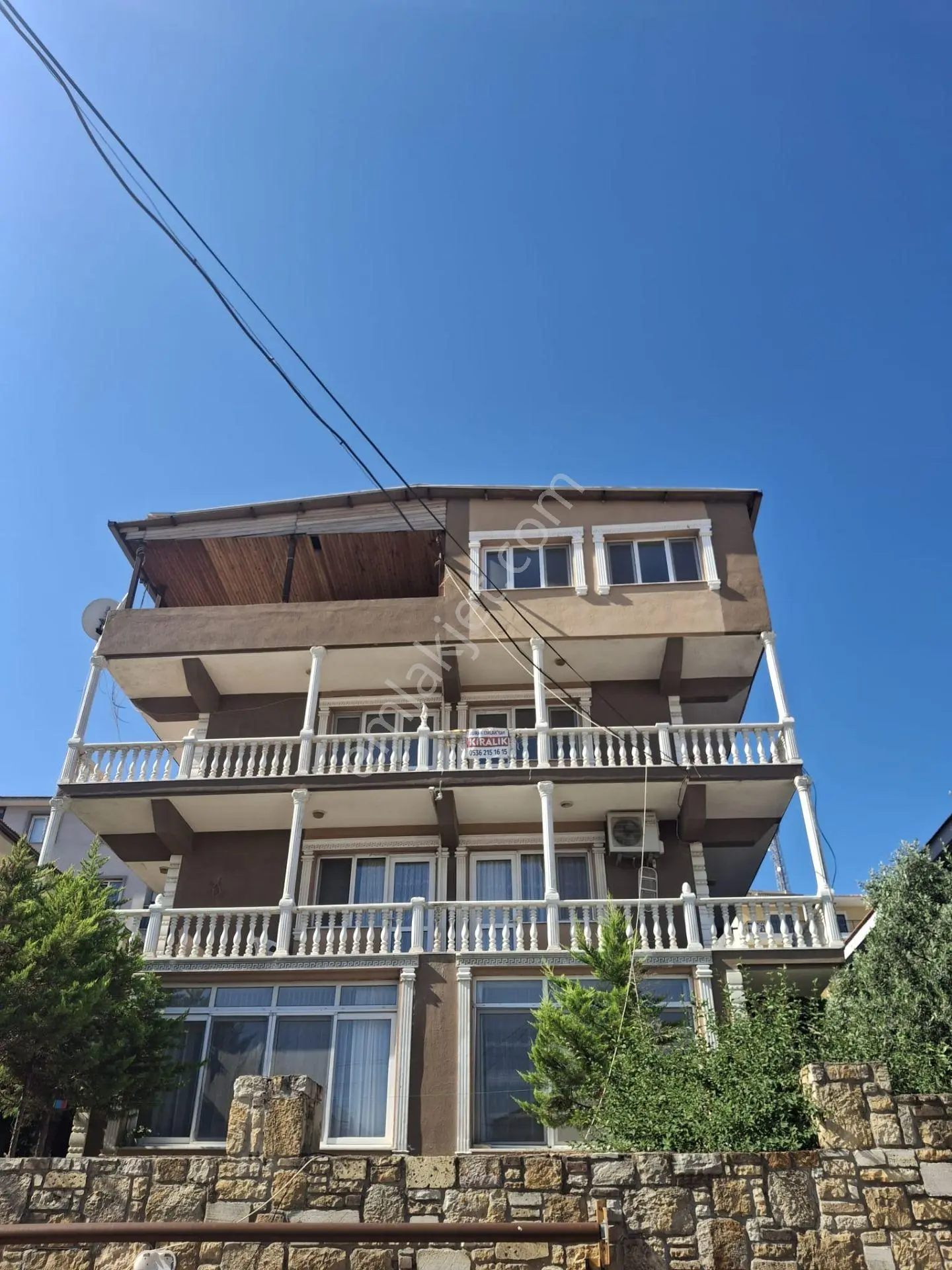 Burak Emlak'tan Bağarasında Kiralık 3+1 Daire 22.500 Tl.