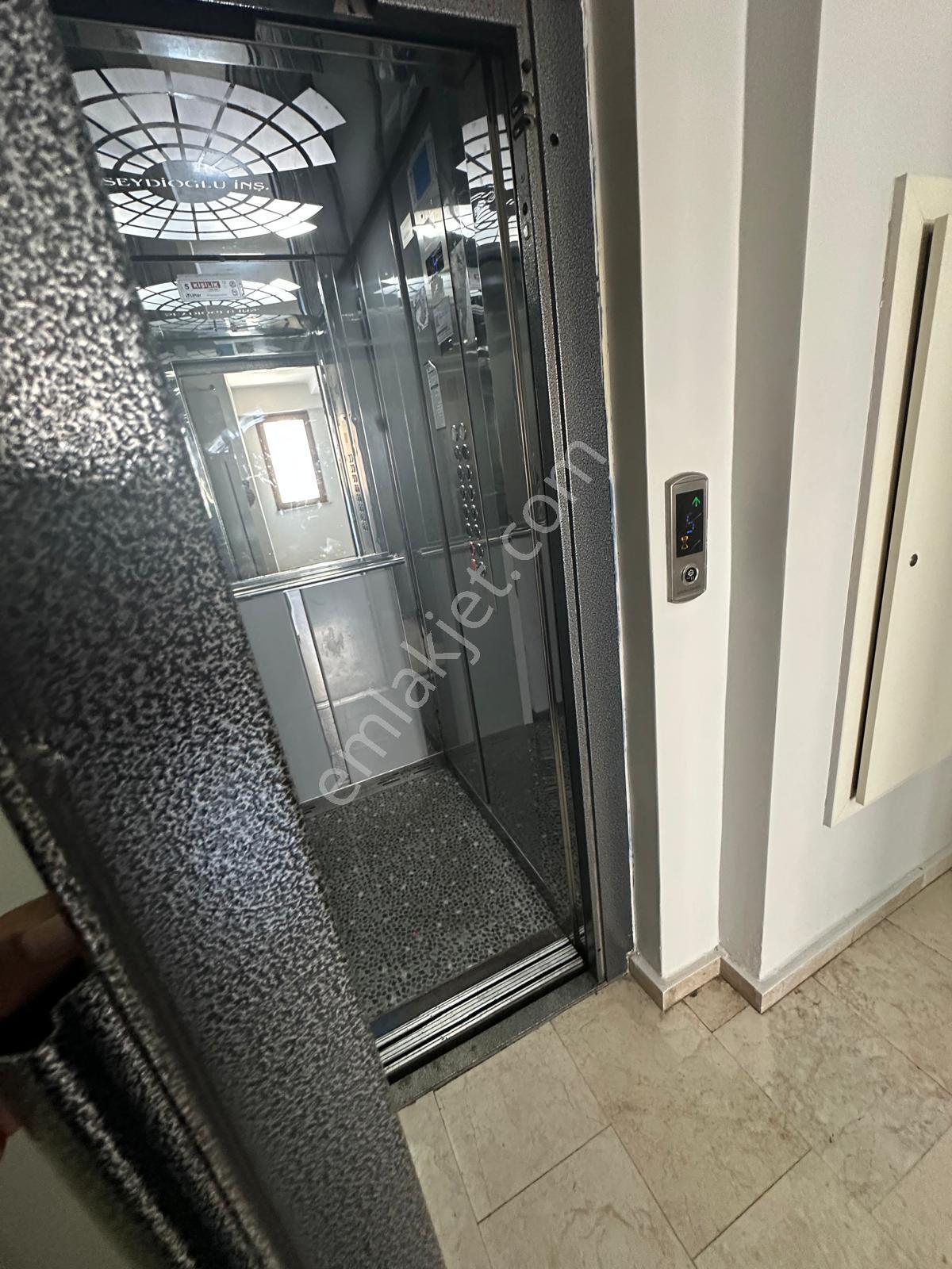 Pendik Yayalar Merkezde Site İçerinde Satılık 2+1 Daire - Görsel 14