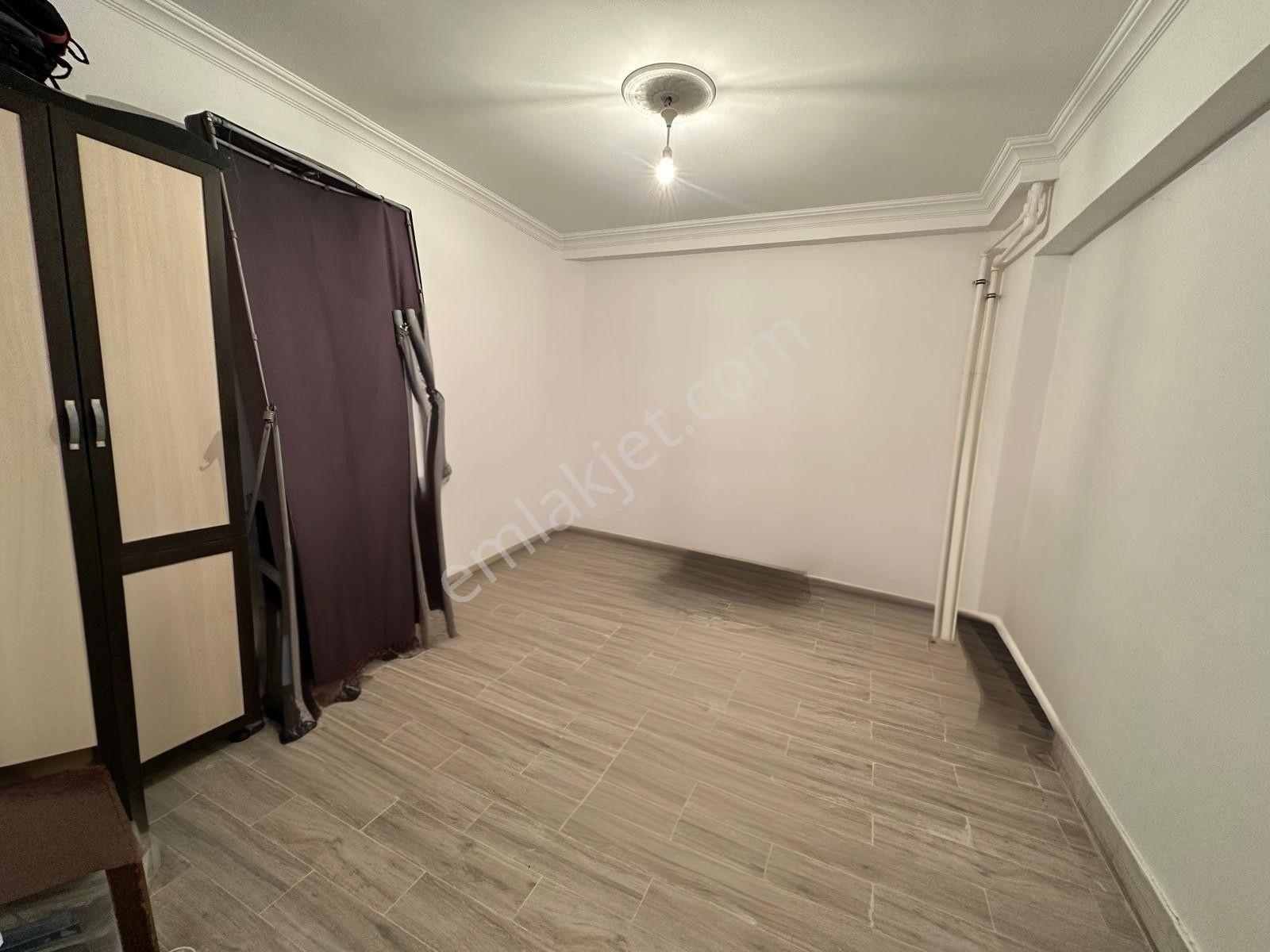 Bahçelievler'de 750 M² Arsa İçinde Ünv. Yakın 7+1 Müstakil Villa - Görsel 19