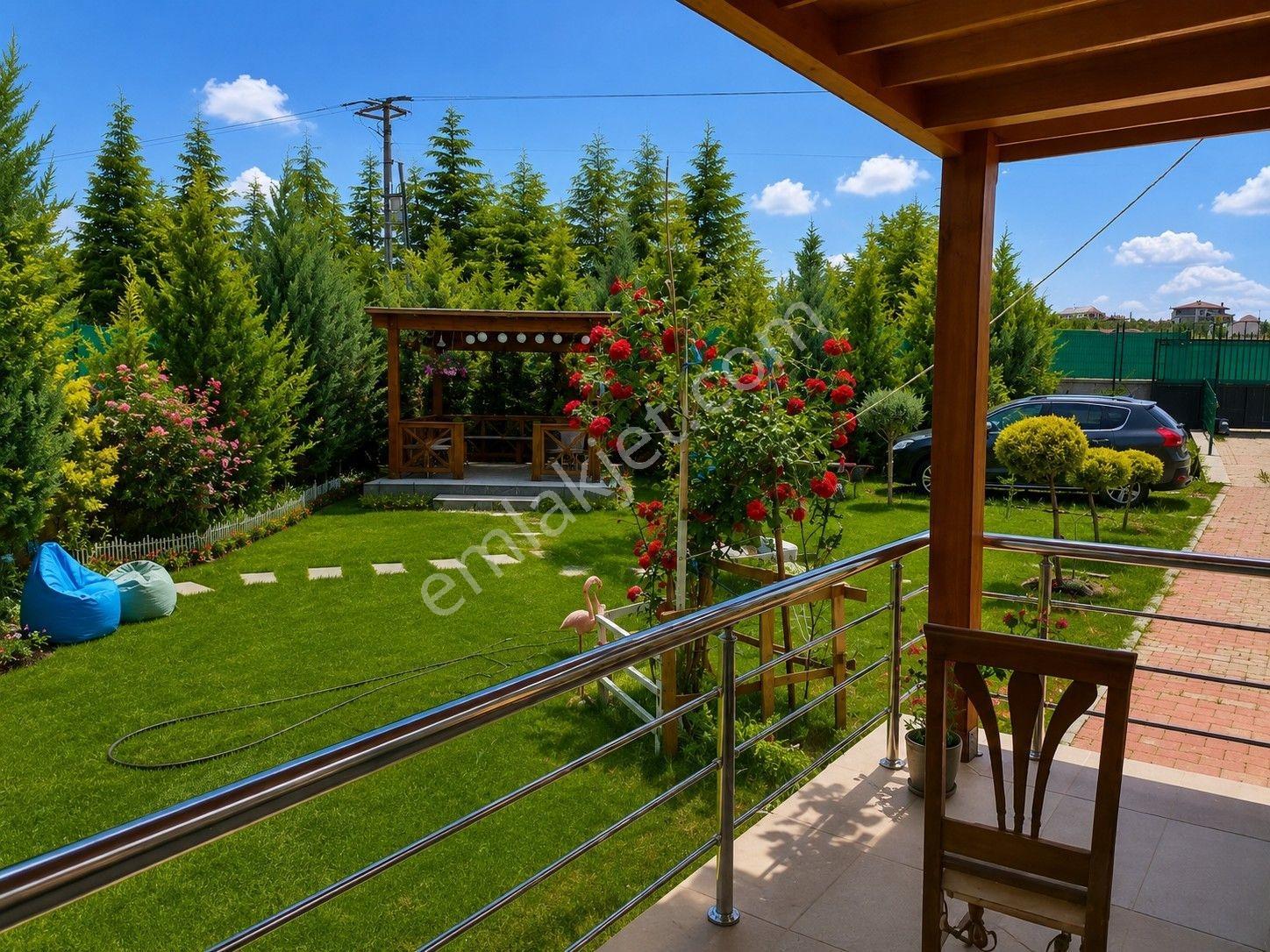 Bahçelievler'de 750 M² Arsa İçinde Ünv. Yakın 7+1 Müstakil Villa - Görsel 21