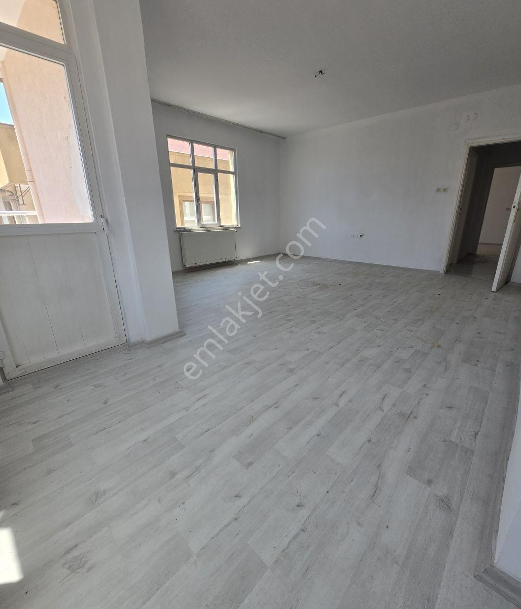 Hastaneye Metroya Yürüme Mesafe Asansörlü2+1 Kiralık 110m2 Daire - Görsel 6