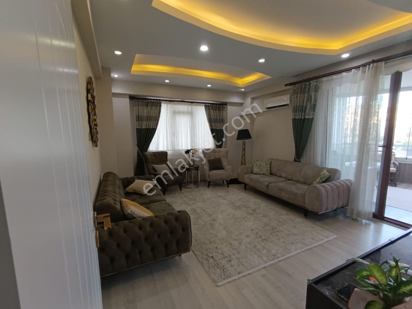 D.bakır Yolu Üzerinde Satılık Geniş Ve Ferah 4+1 Daire | 210m2 - Görsel 12