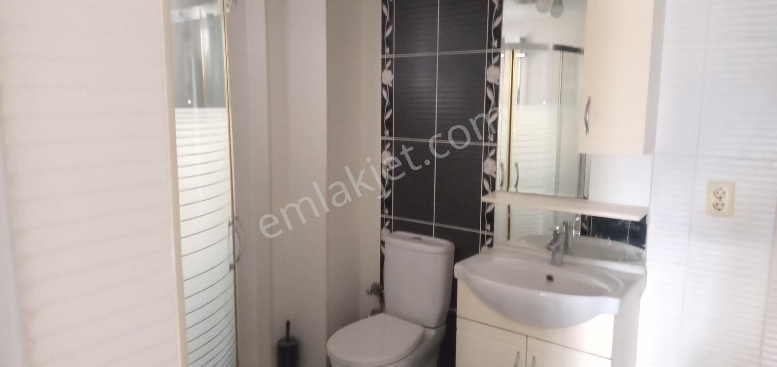 Karşıyaka Bahçeli Evler Kiralık Bakımlı Ara Kat 3+1 D.gazlı - Görsel 2