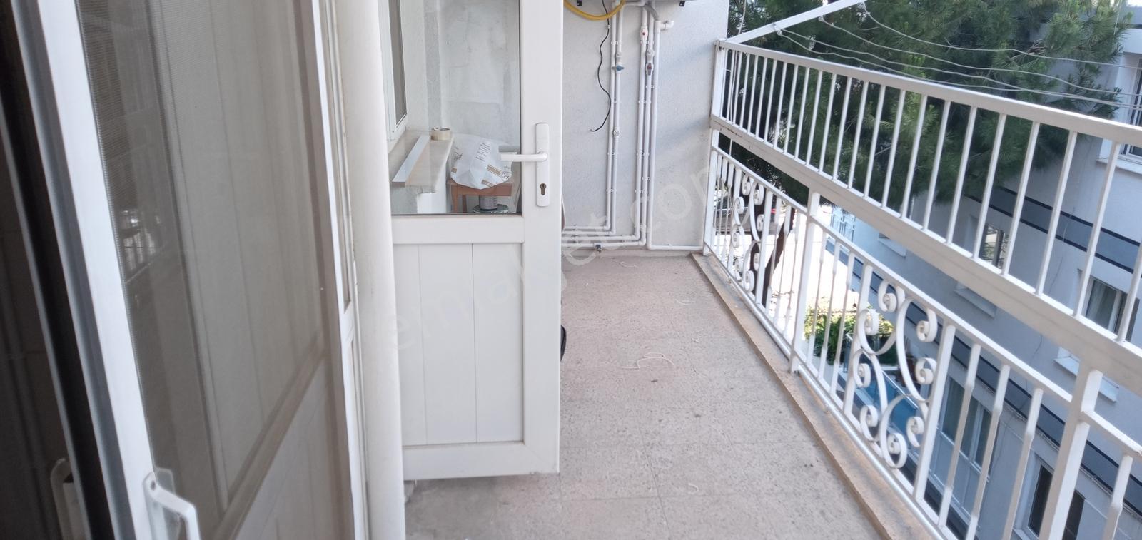 Karşıyaka Bahçeli Evler Kiralık Bakımlı Ara Kat 3+1 D.gazlı - Görsel 19