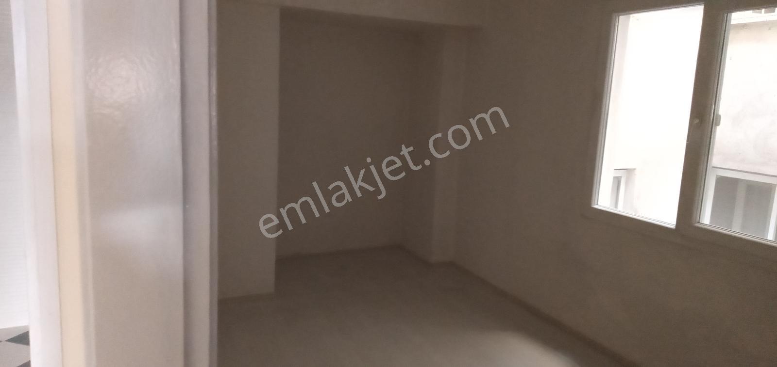 Karşıyaka Bahçeli Evler Kiralık Bakımlı Ara Kat 3+1 D.gazlı - Görsel 16