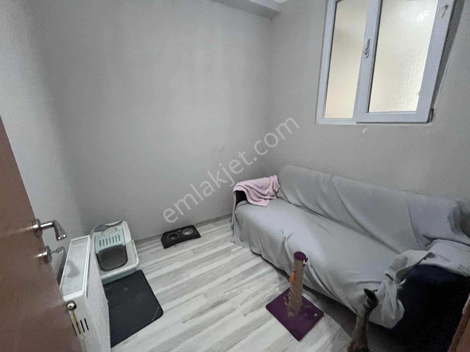 Maltepe Zümrütevlerde Genç Binada 2+1 Yüksek Giriş Ayrı Mutfak - Görsel 31