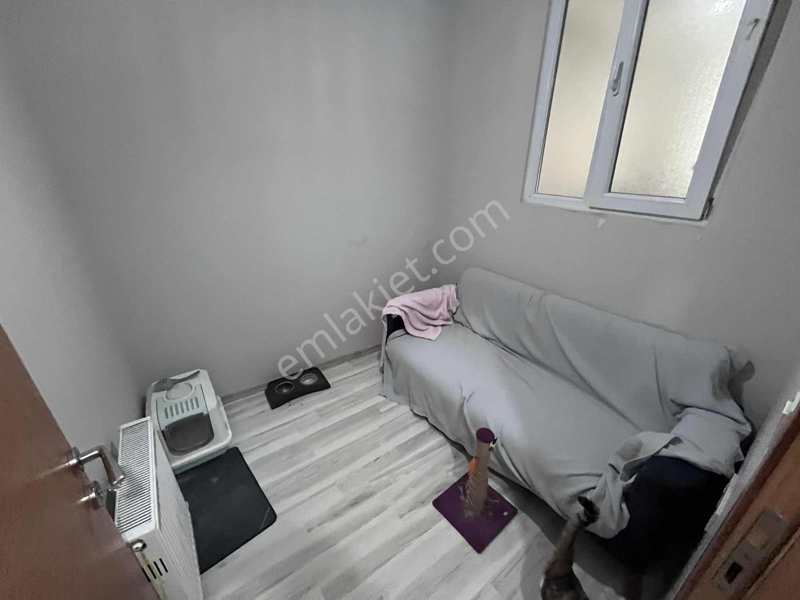 Maltepe Zümrütevlerde Genç Binada 2+1 Yüksek Giriş Ayrı Mutfak - Görsel 30