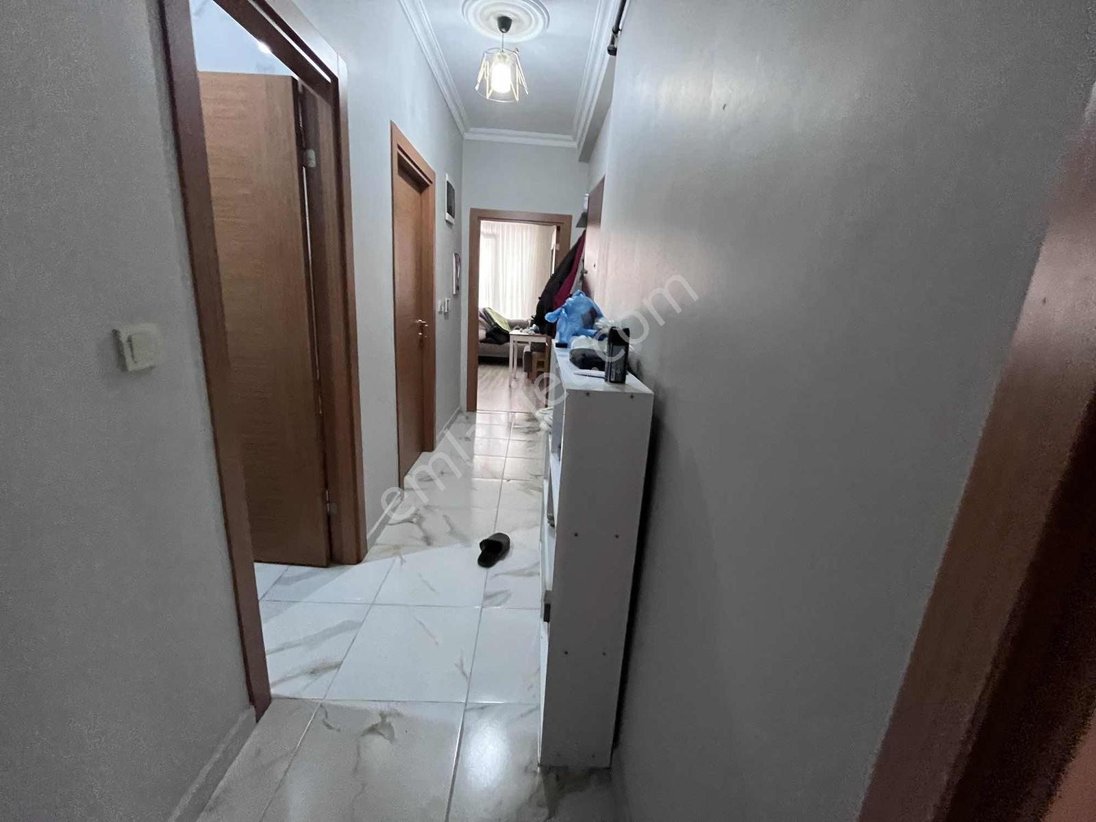 Maltepe Zümrütevlerde Genç Binada 2+1 Yüksek Giriş Ayrı Mutfak - Görsel 21