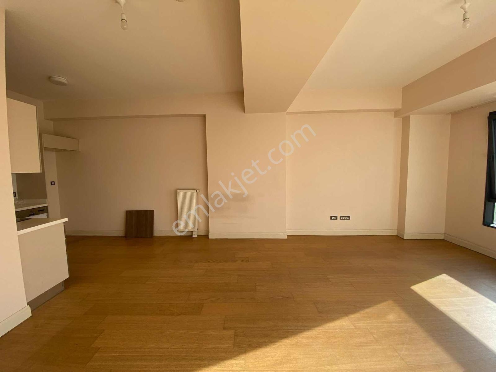 Viaport Venezia'da 92 M2 Avm Mnz Boş Kiralık 1+1 Daire - Görsel 15