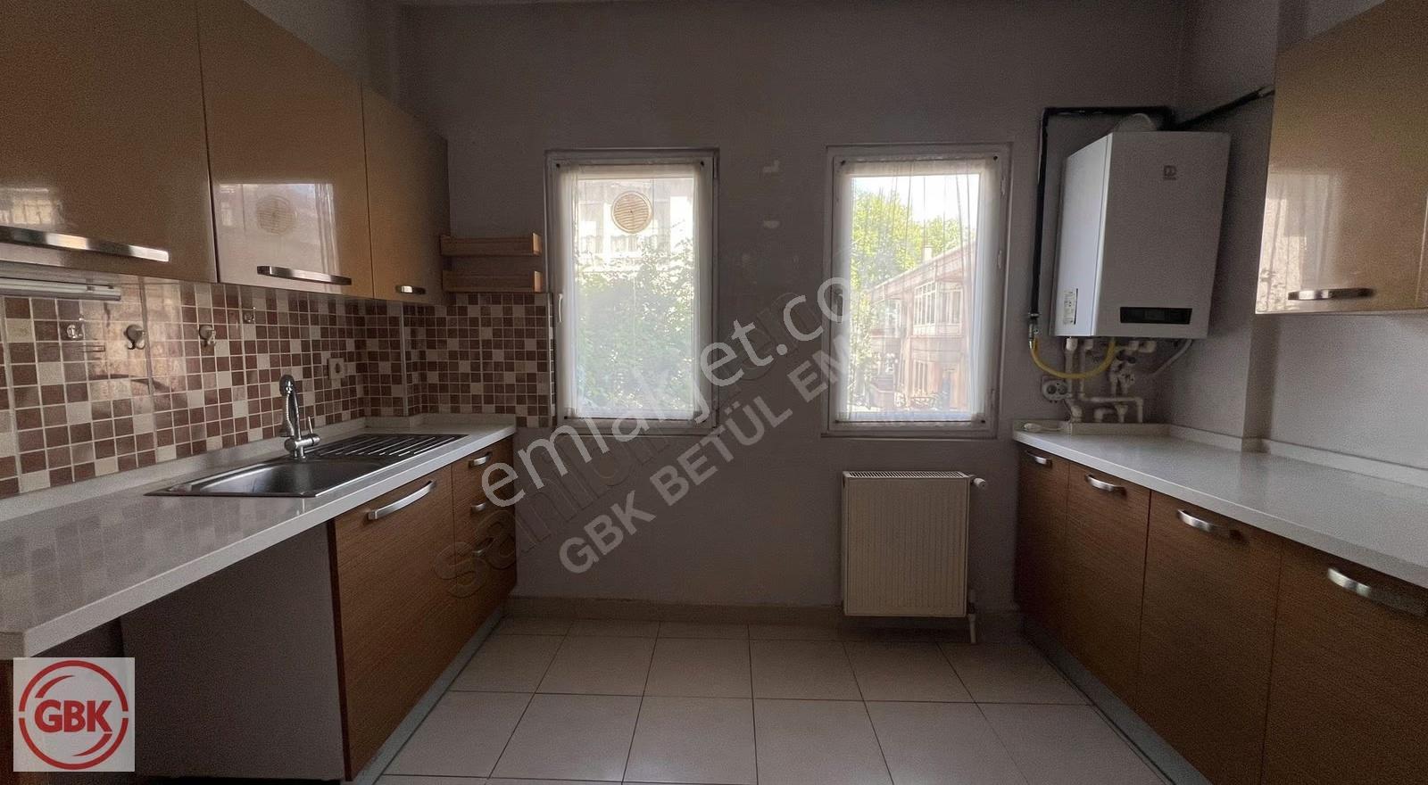 Mahatmagandi Sokakta 3+1 Kiralık Daire - Görsel 16