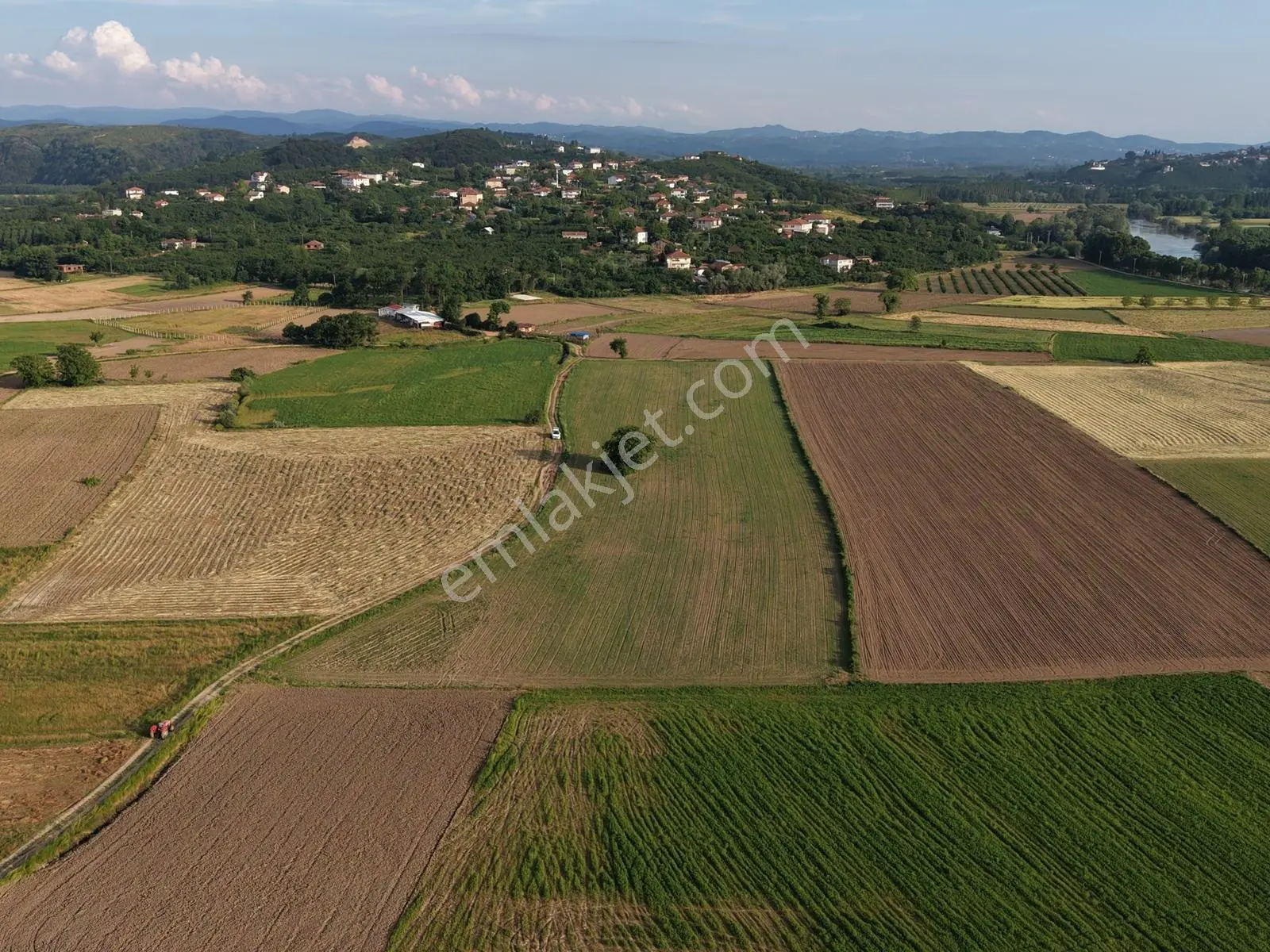 Karasu'da Nehire & Limana Yakın Tarıma Uygun 18.436 M² Tarla - Görsel 8