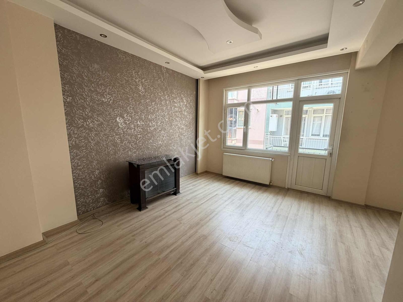 Karşıyaka Tersanede Ara Kat 2+1 Tadilatlı Daire - Görsel 3