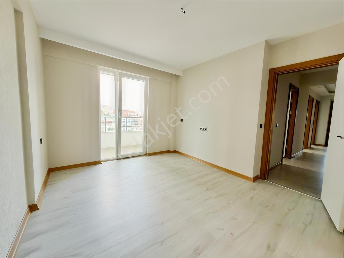 Şentepe Pamuklarda Yerden Isıtmalı E.banyolu Kiralık 4+1 Daire - Görsel 14