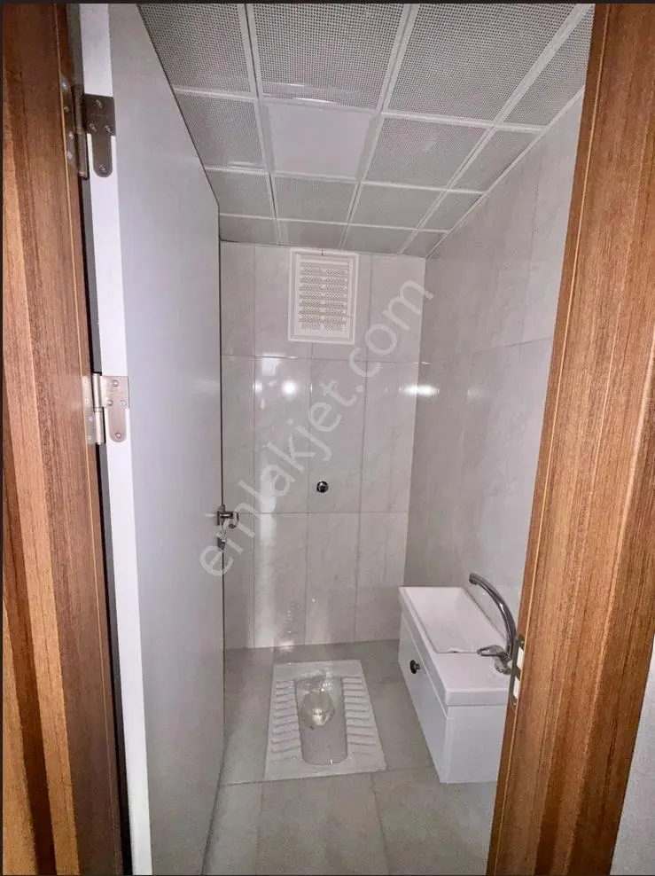 Şentepe Pamuklarda Yerden Isıtmalı E.banyolu Kiralık 4+1 Daire - Görsel 5