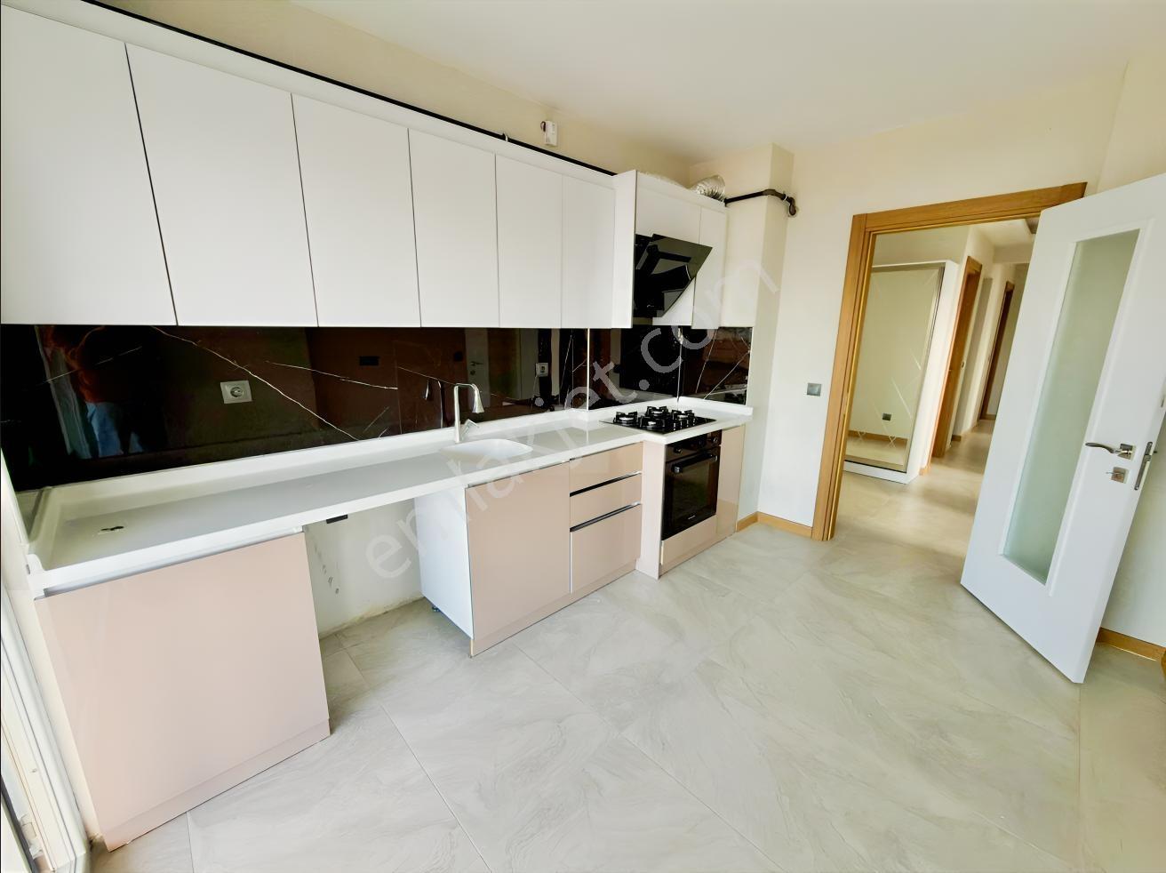 Şentepe Pamuklarda Yerden Isıtmalı E.banyolu Kiralık 4+1 Daire - Görsel 6