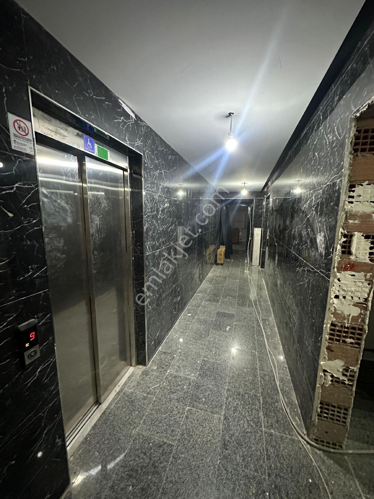 Family' Den Şirinevler Sitede Satılık 2+1 81 M² Sıfır Lüx Daire - Görsel 31