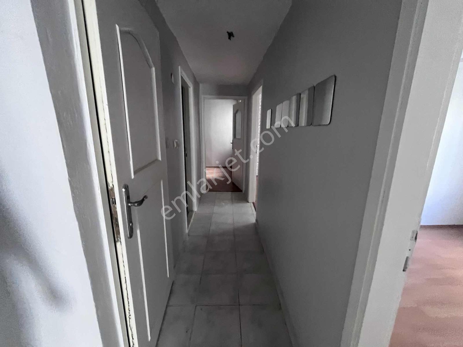 Maltepe Zümrütevlerde Palmiye Sitesi Site İçerisinde 3+1 120 M2 - Görsel 15