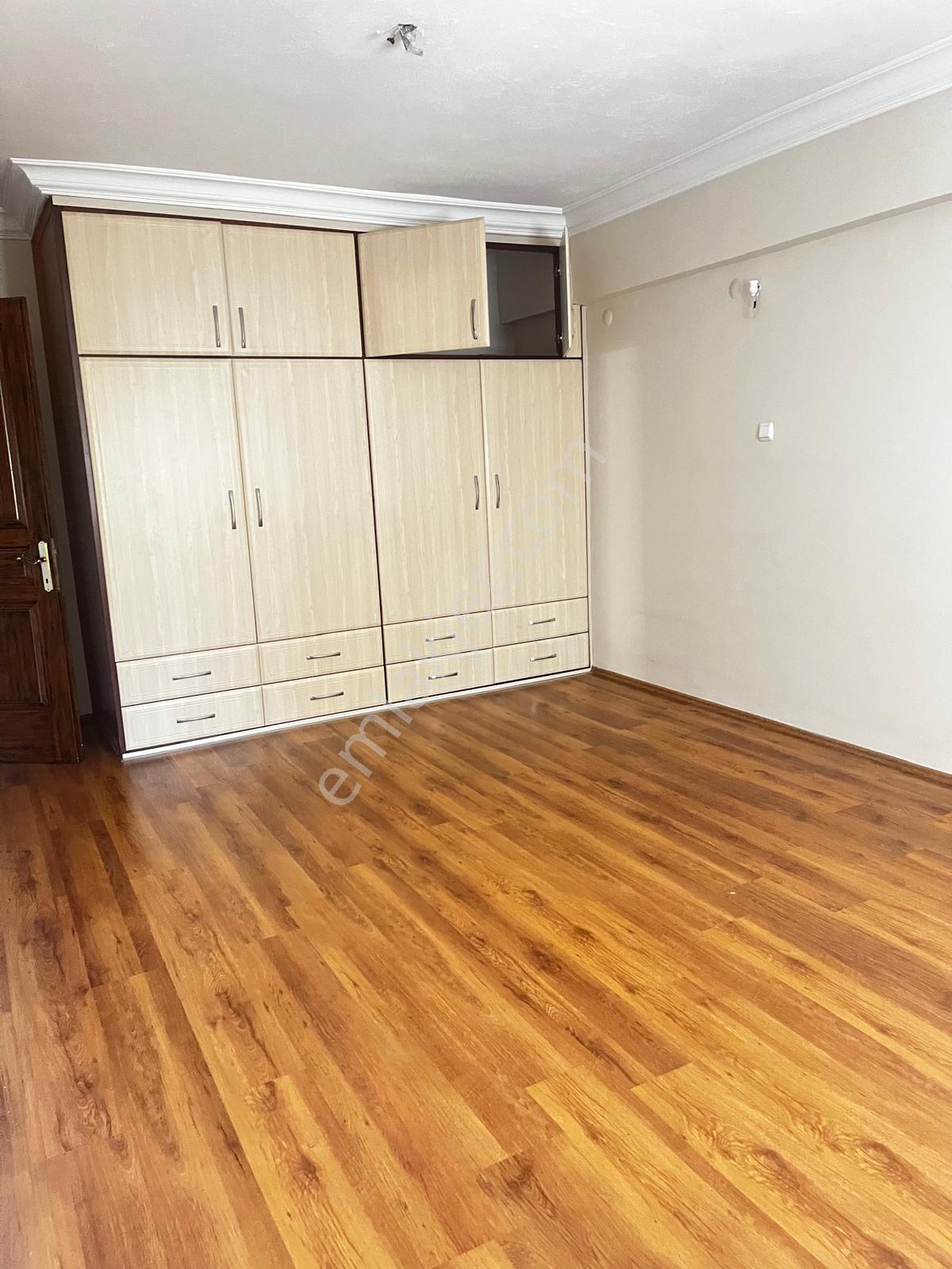 Aydoğdu Mahallesi Salı Pazarı Mevkiinde Kiralık 3+1 Daire - Görsel 19