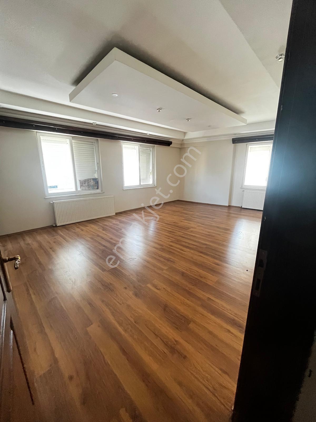 Aydoğdu Mahallesi Salı Pazarı Mevkiinde Kiralık 3+1 Daire - Görsel 12