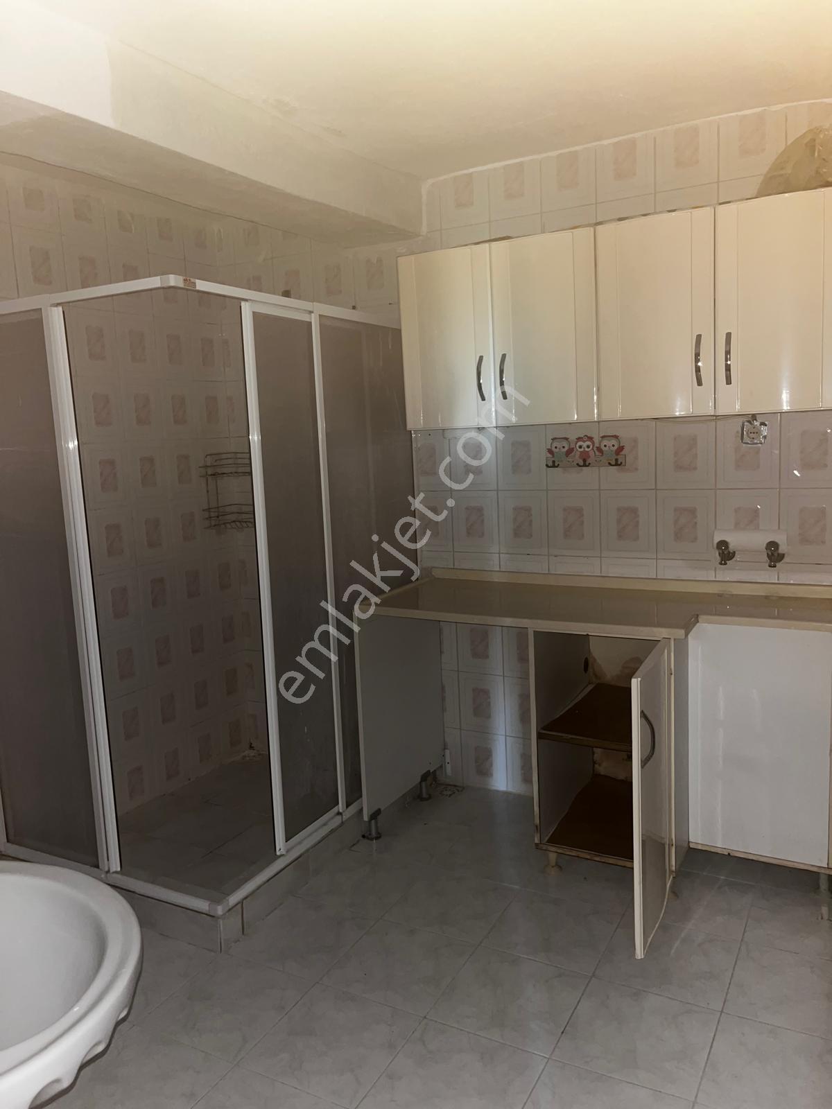 Aydoğdu Mahallesi Salı Pazarı Mevkiinde Kiralık 3+1 Daire - Görsel 4