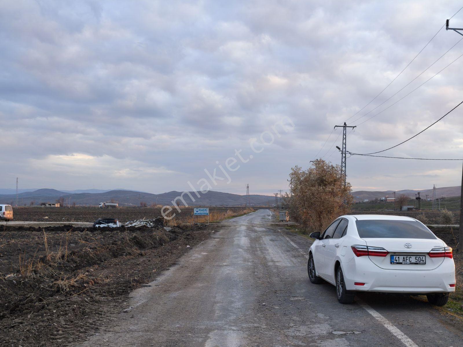Özbek'te Türkoğlu Narlı Arasında 5.491 M2 Satılık Sulu Tarla - Görsel 14