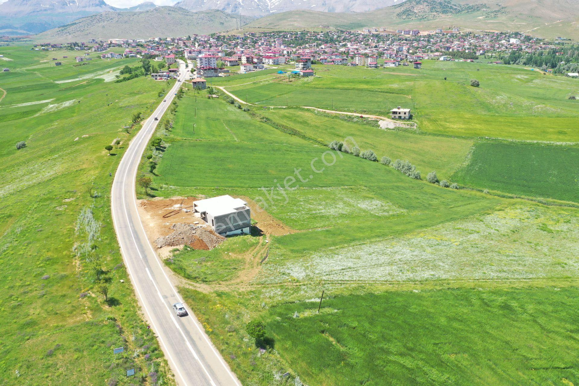 Tufanbeyli İstiklal Mahallesinde Cazip Satılık Arsa - Görsel 9