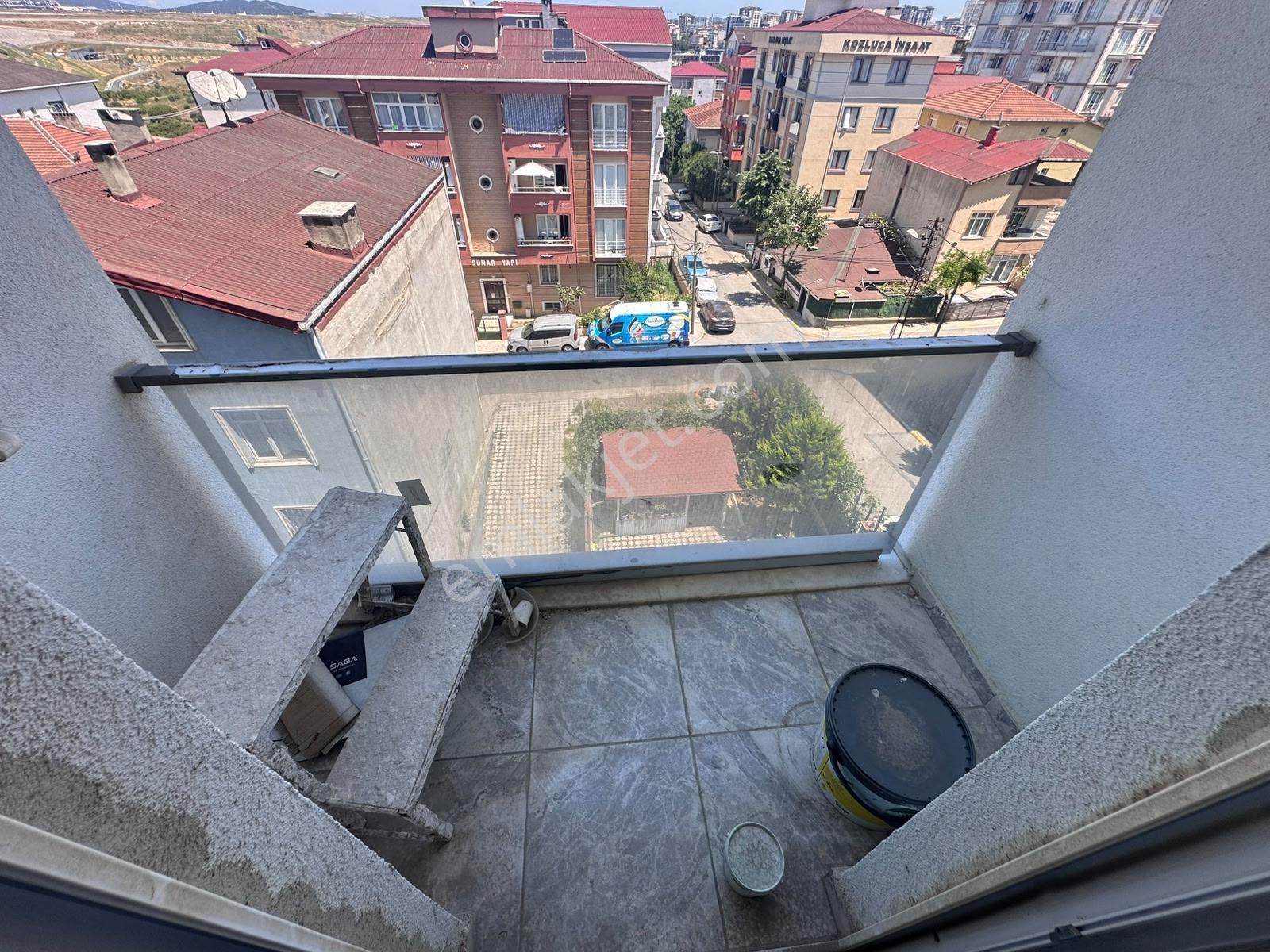 Pendik Ahmet Yesevide Kapalı Otoparklı Kilerli Krediye Uygun 2+1 - Görsel 13