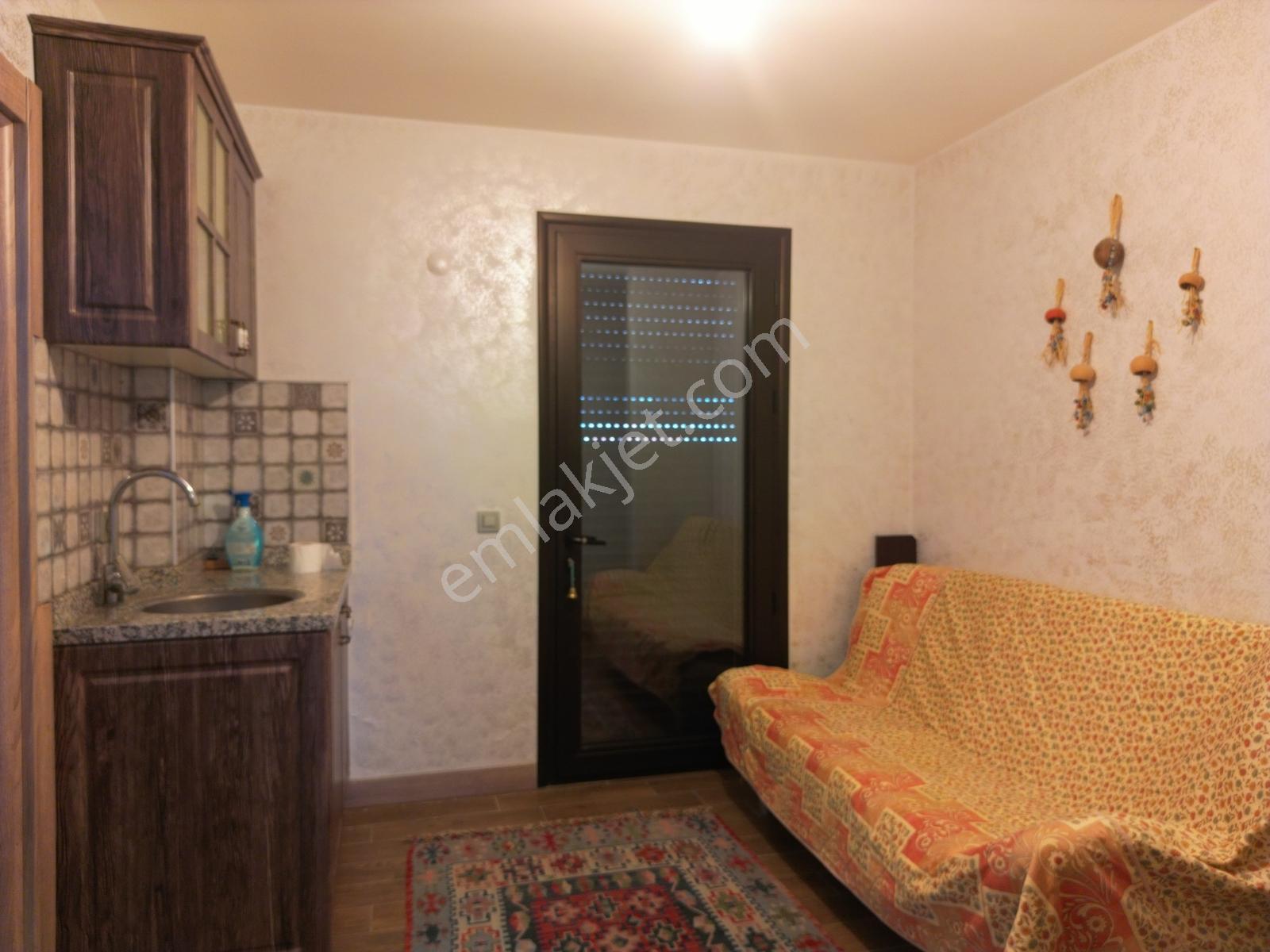 Karaburun Saip'de Deniz Manzaralı 6+2 Lüx Villa - Görsel 23