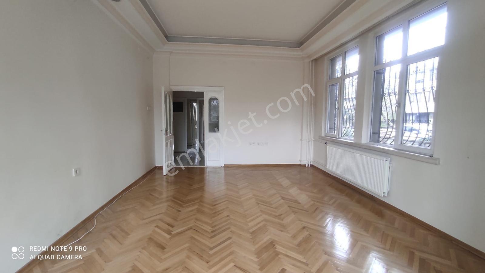 Çankaya Çayhane Sok 3+1 Kiralık Daire - Görsel 24