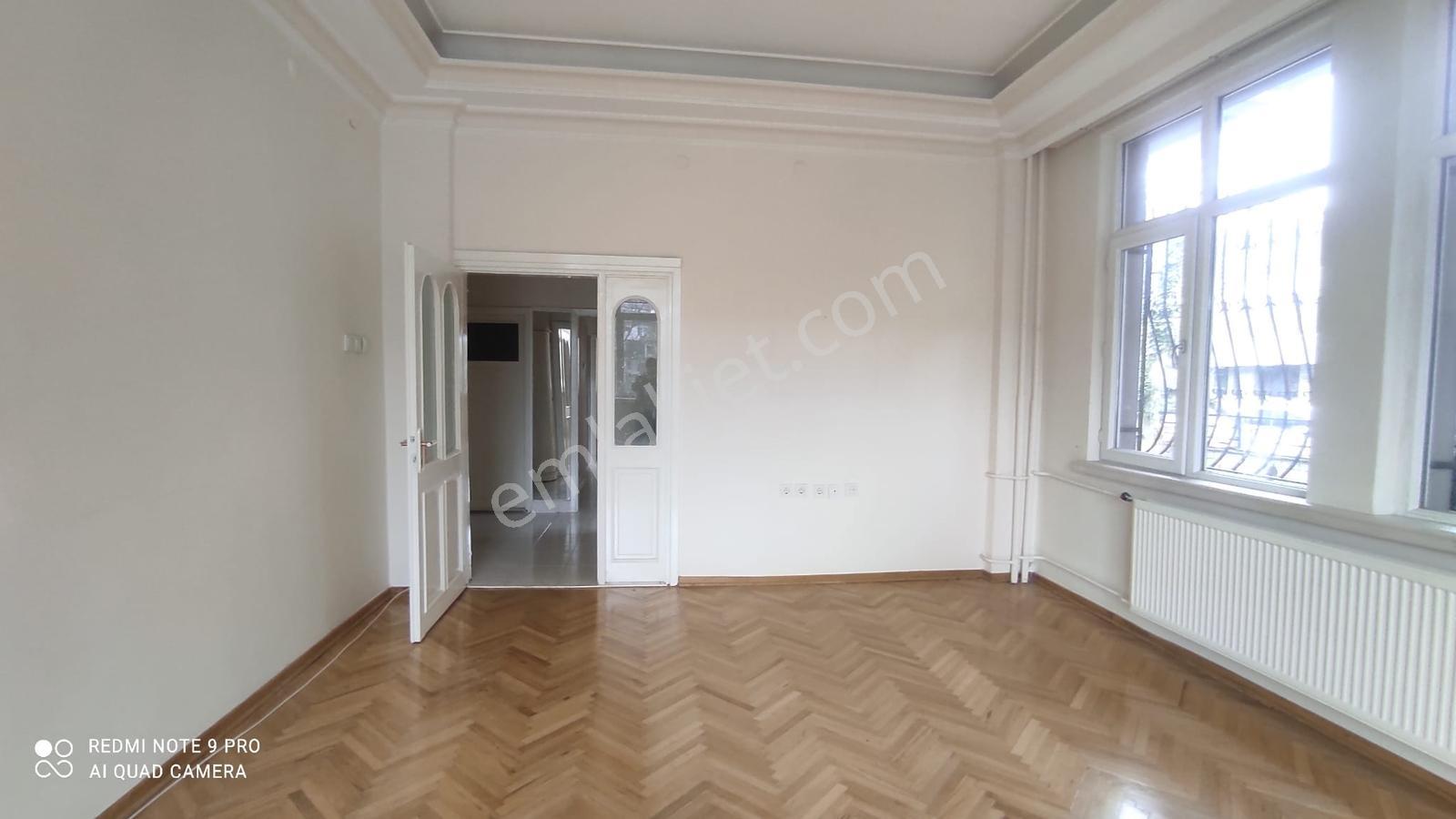 Çankaya Çayhane Sok 3+1 Kiralık Daire - Görsel 12