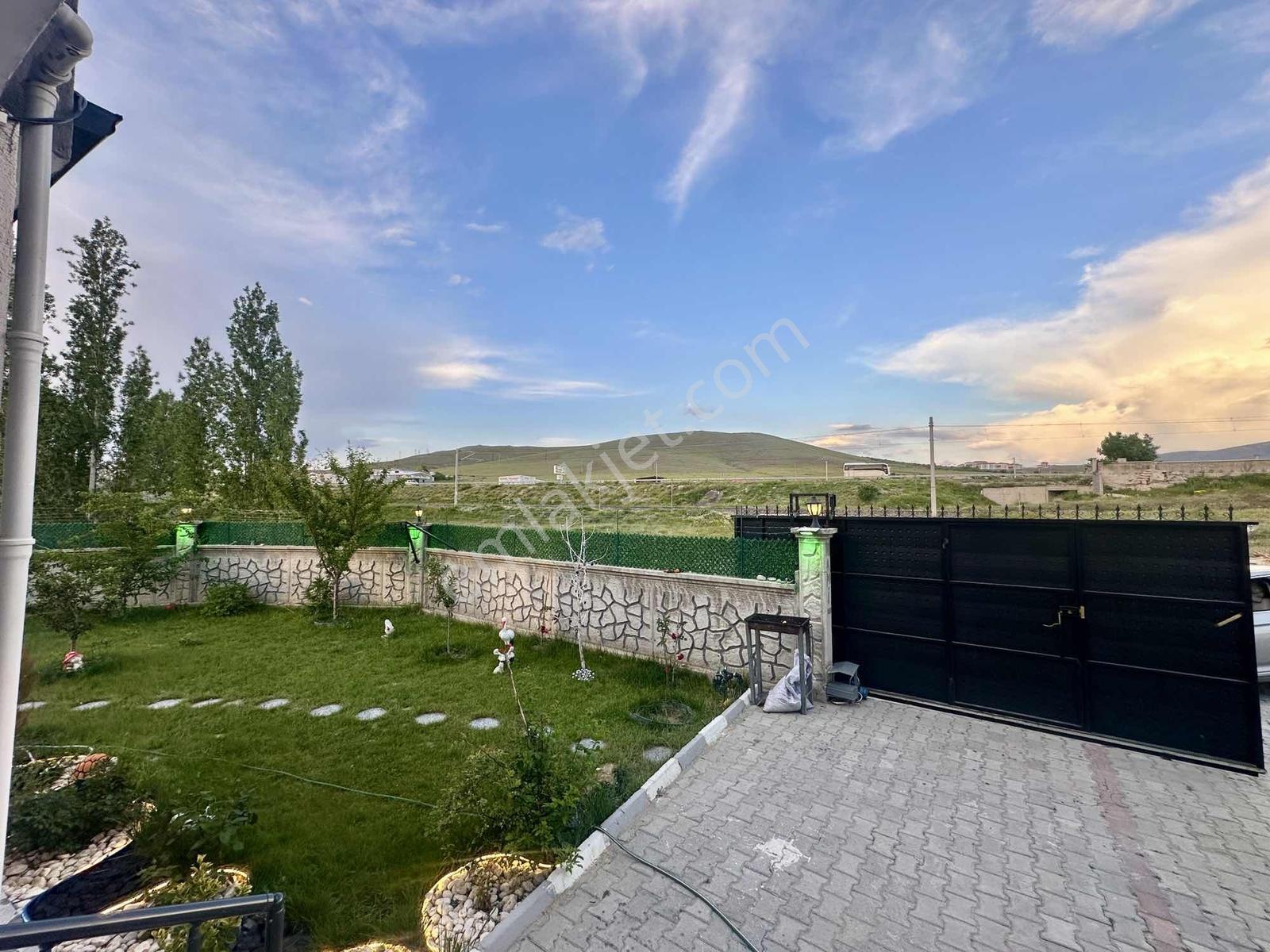 Niğde Aktaş Yeni 432 M² Arsada Otomatik Kapı/ Kamera 3+1 Villa - Görsel 54