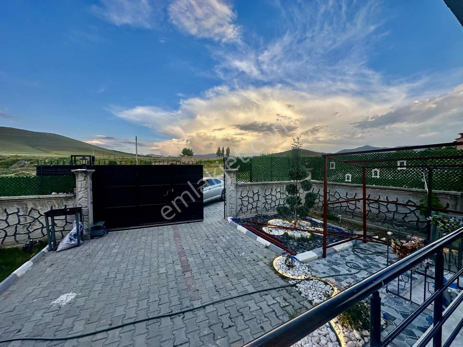 Niğde Aktaş Yeni 432 M² Arsada Otomatik Kapı/ Kamera 3+1 Villa - Görsel 16