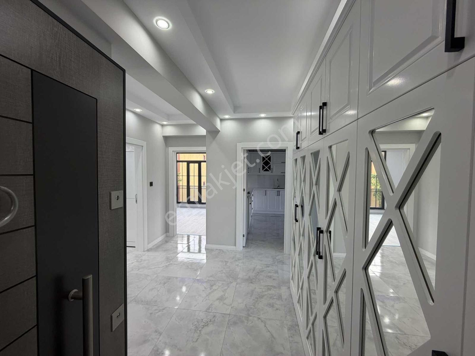 Remax Dem'den Bahçelievler Mah. Ultra Lüks Ara Kat Satılık Daire - Görsel 13