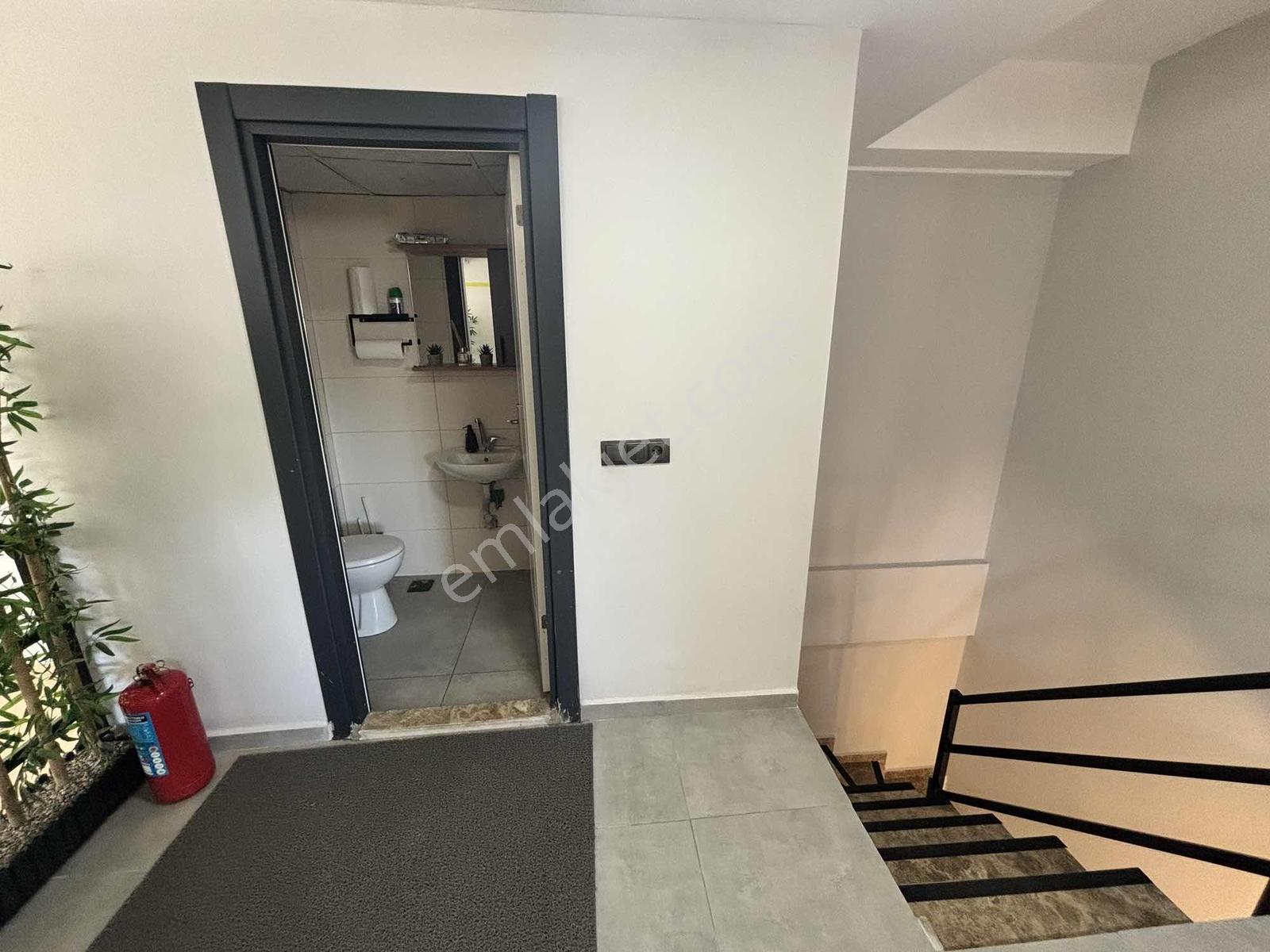 Yatırımcısına Kazandıracak! Bulvar Cepheli 212 M² Ticari Alan - Görsel 17