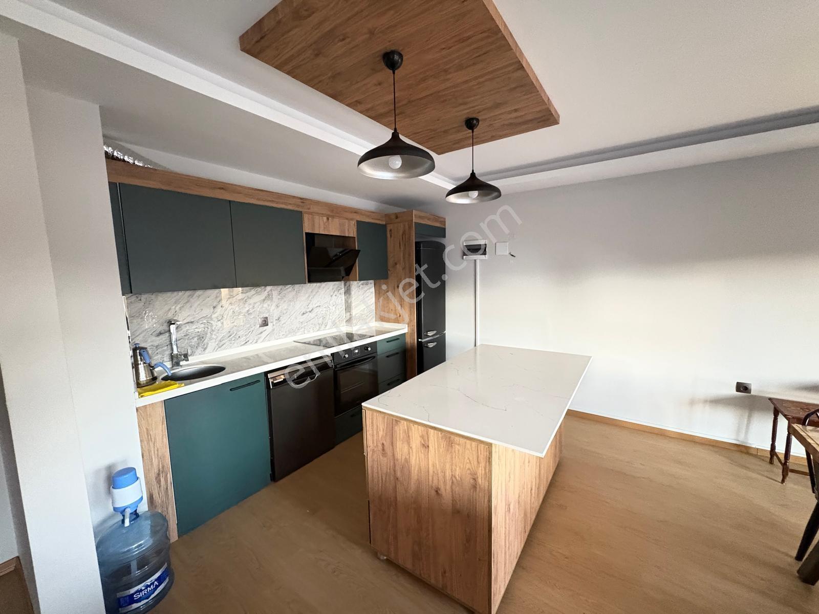 Özlüce 2+1 | Havuzlu Full Eşyalı, Geniş Cam Balkonlu Kiralık Ev - Görsel 21
